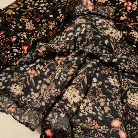 Dress - Picture 5 of 9